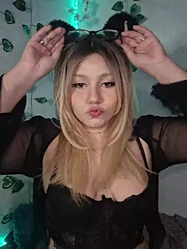 MegXo online show from 01.09.26