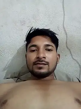 Snapshot of abhishekk_desiboy99 chatting on 10.28.25 abhishekk desiboy99 online show from 10.28.25