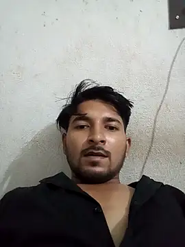 Snapshot of abhishekk_desiboy99 chatting on 10.28.25 abhishekk desiboy99 online show from 10.28.25