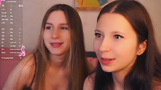 GabrielleLynchard online show from 11.15.25