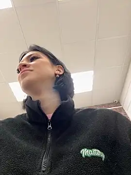 Snapshot of EmmaStarkk chatting on 09.20.25 EmmaStarkk online show from 09.20.25