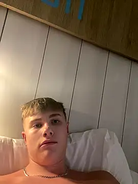 Sammyboy2211 online show from 10.02.25