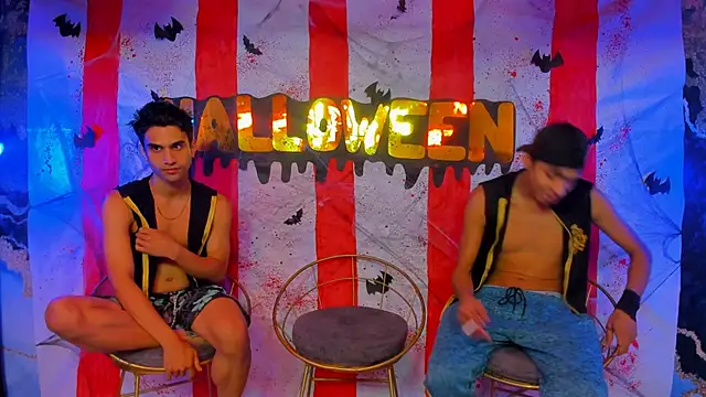 Juicy Creww online show from 10.13.25