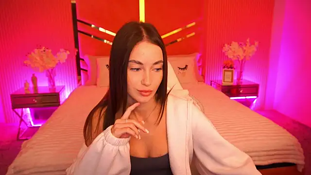 Snapshot of CherryyLulu chatting on 10.06.25 CherryyLulu online show from 10.06.25