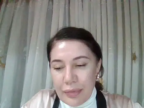 Lomivah online show from 11.13.25