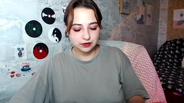 Olivia Defo online show from 09.18.25