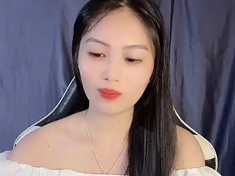 Lyly4757 online show from 09.22.25