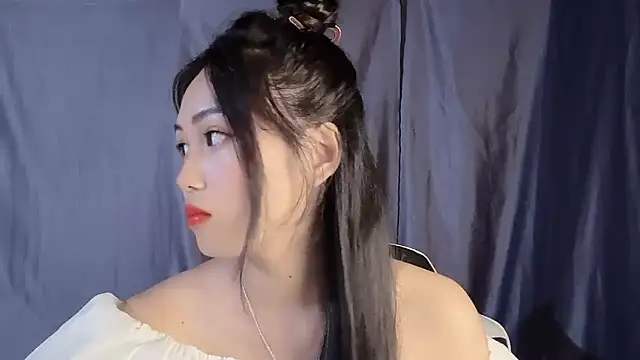 Lyly4757 online show from 09.23.25