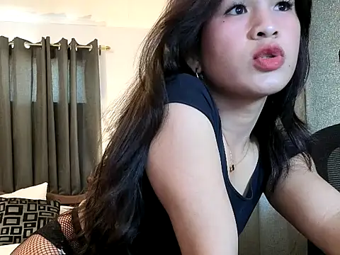 Snapshot of ZoeyJohnson chatting on 10.07.25 ZoeyJohnson online show from 10.07.25