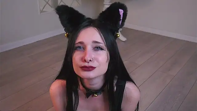 Snapshot of DarcyAspacio chatting on 10.23.25 DarcyAspacio online show from 10.23.25