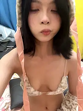 qiqi x online show from 10.10.25