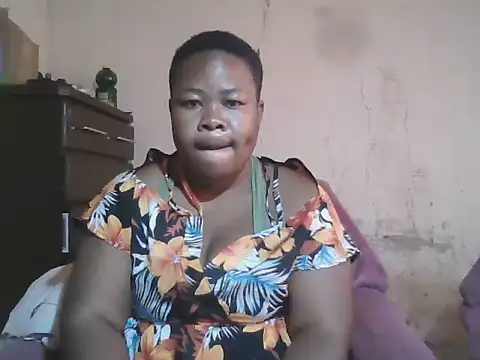 Snapshot of Bustyass93 chatting on 09.26.25 Bustyass93 online show from 09.26.25