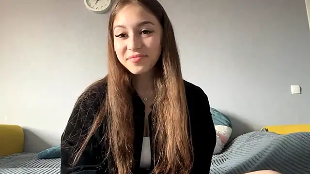 Snapshot of Amelia_Blish chatting on 09.20.25 Amelia Blish online show from 09.20.25