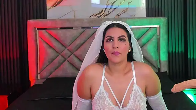 Daniwhatson online show from 10.31.25