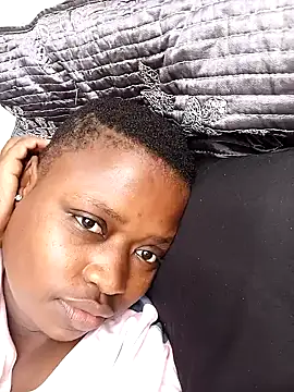 Snapshot of lady-zeei chatting on 10.03.25 lady-zeei online show from 10.03.25