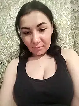 Mia24Blove online show from 03.30.26