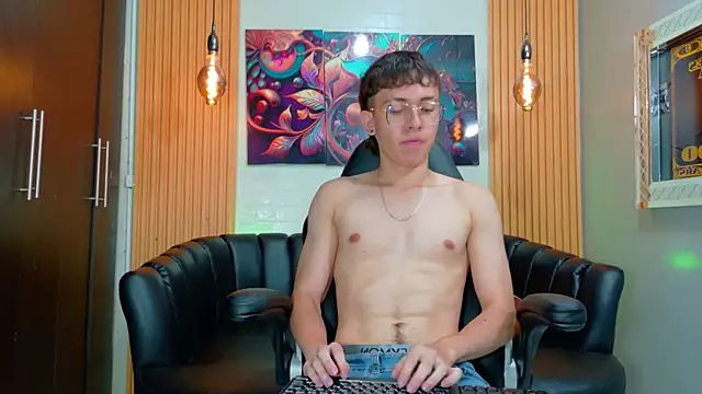 Dominic Carmine online show from 09.20.25