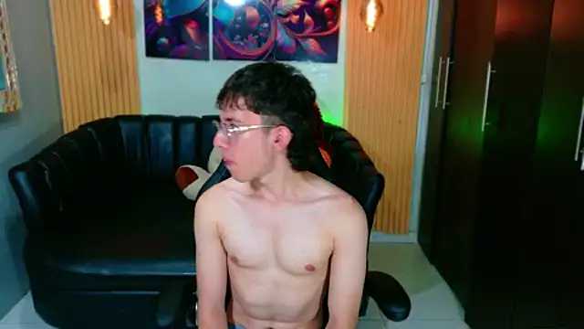 Dominic Carmine online show from 10.08.25