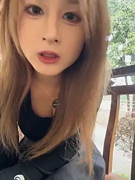 yuki june online show from 03.05.26