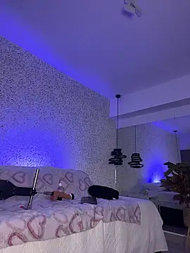 EMILIIA RICHTER   online show from 01.08.26