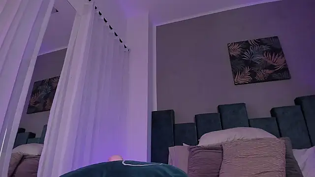 Peytonn Monroe online show from 06.25.26