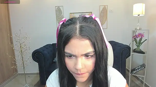 Mila blaze online show from 11.03.25