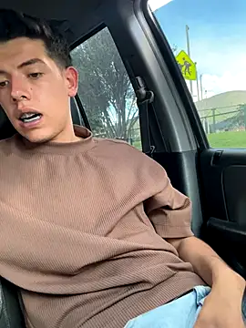 mattebret11 online show from 09.22.25