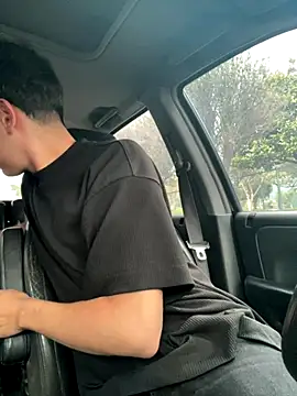 mattebret11 online show from 09.29.25