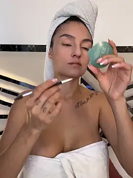 MiaKane99 online show from 04.07.26