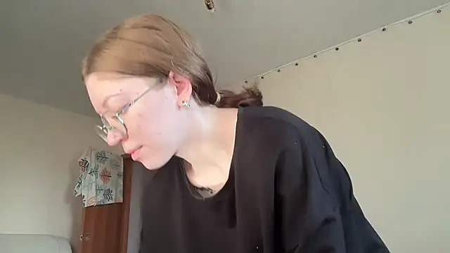 MargarettNewbie online show from 09.21.25