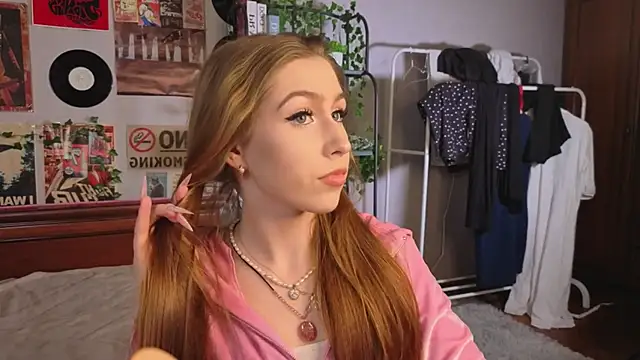 LinhStirna online show from 10.09.25