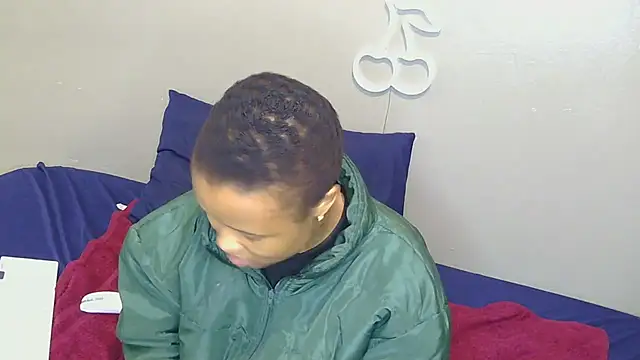 Serafynn online show from 10.01.25