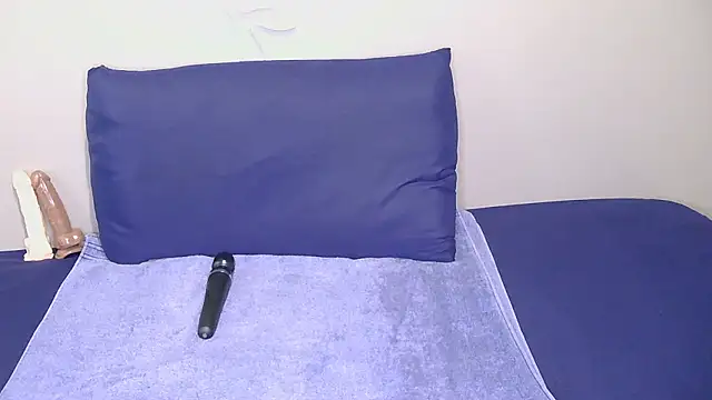 Serafynn online show from 01.16.26