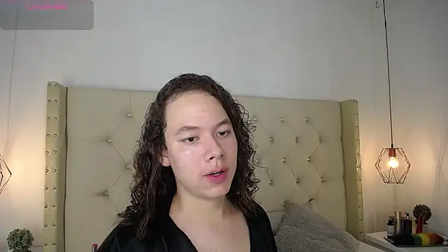 Snapshot of bycandy_ chatting on 10.30.25 bycandy  online show from 10.30.25