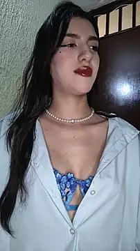 Emily-hottson online show from 12.23.25