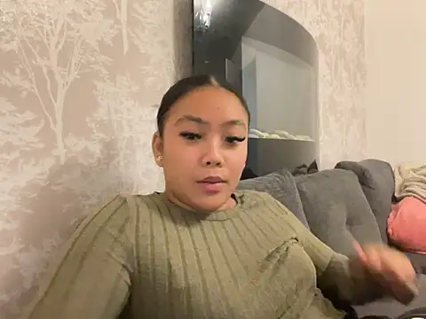 MissCherryyxox online show from 09.25.25