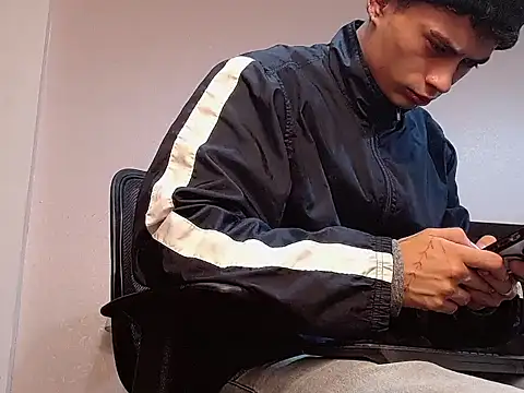 Snapshot of jaico_santos chatting on 09.19.25 jaico santos online show from 09.19.25