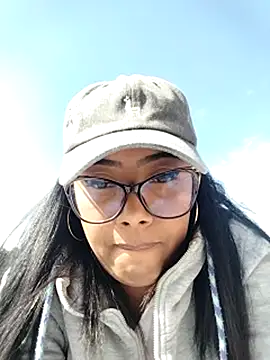 Ebony-Goddess19 online show from 01.10.26