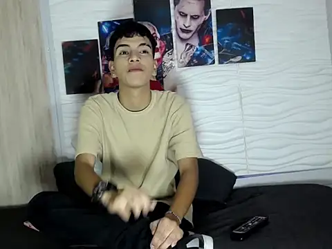 Snapshot of jhaason chatting on 10.21.25 jhaason online show from 10.21.25