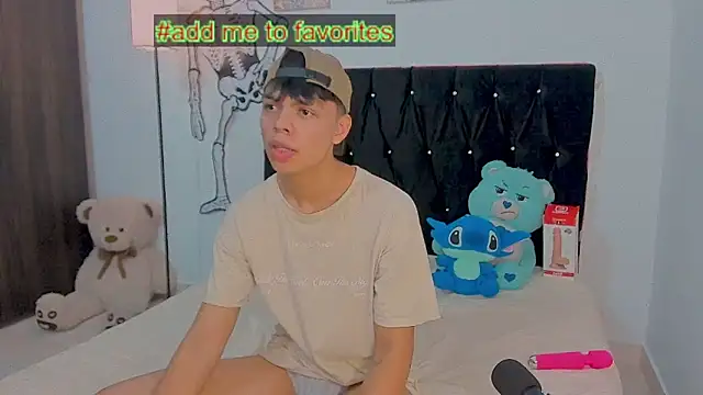 Zacktorres  online show from 10.25.25