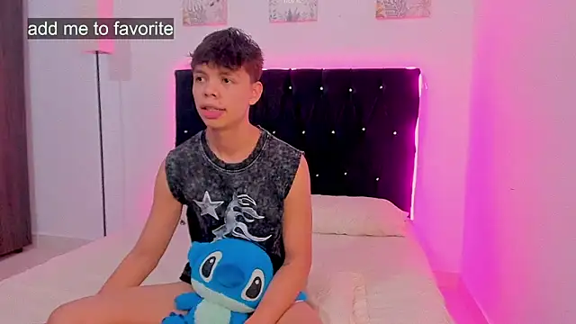 Zacktorres  online show from 11.02.25