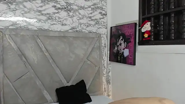 Logan Jhonson online show from 10.14.25