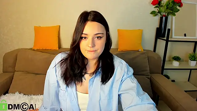 Snapshot of Mia_R0ss chatting on 10.03.25 Mia R0ss online show from 10.03.25