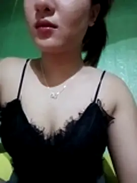 Snapshot of Linksys_nicee chatting on 10.11.25 Linksys nicee online show from 10.11.25