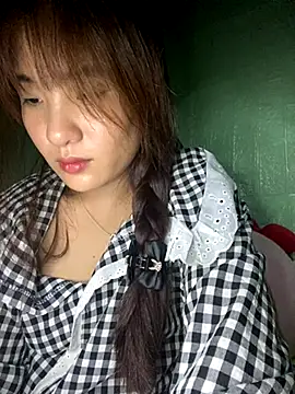 Snapshot of Linksys_nicee chatting on 10.27.25 Linksys nicee online show from 10.27.25