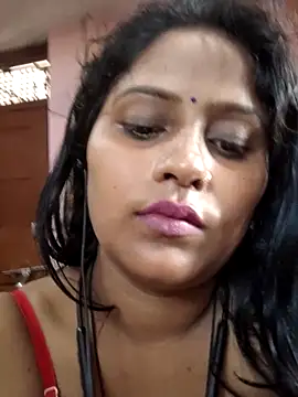 Snapshot of Jasmine_Januja chatting on 05.15.26 Jasmine Januja online show from 05.15.26