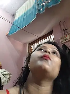 Jasmine Januja online show from 06.25.26