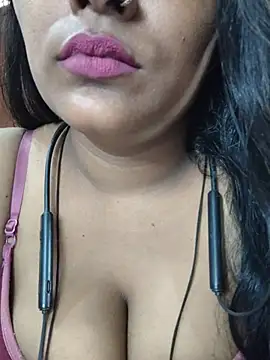 Jasmine Januja online show from 07.16.26