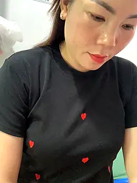 Baby-bigtits2025 online show from 09.16.25