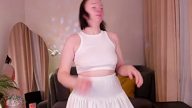 Snapshot of Sophi_X chatting on 10.22.25 Sophi X online show from 10.22.25